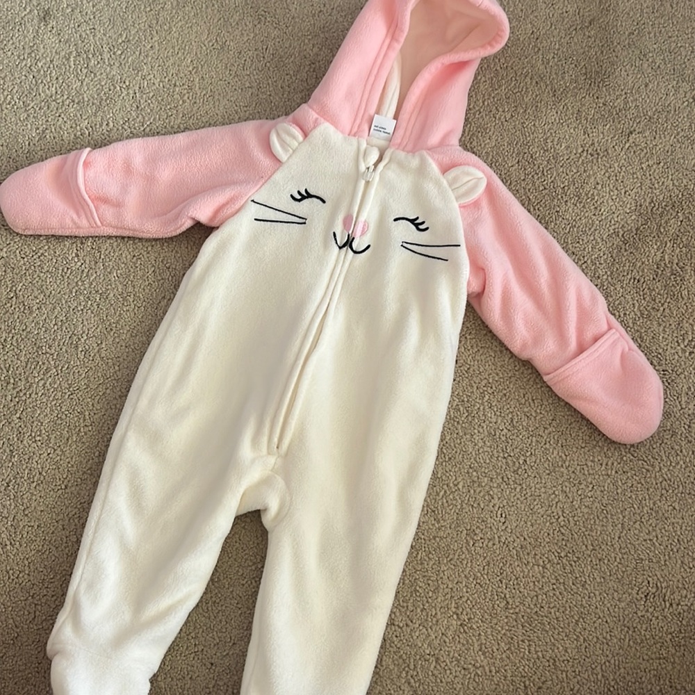 Old Navy fleece cat footie for baby girl 3-6 months